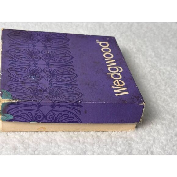 Wedgwood Blue Jasperware Clover Tray/Vintage in Original Box - Picture 13 of 16